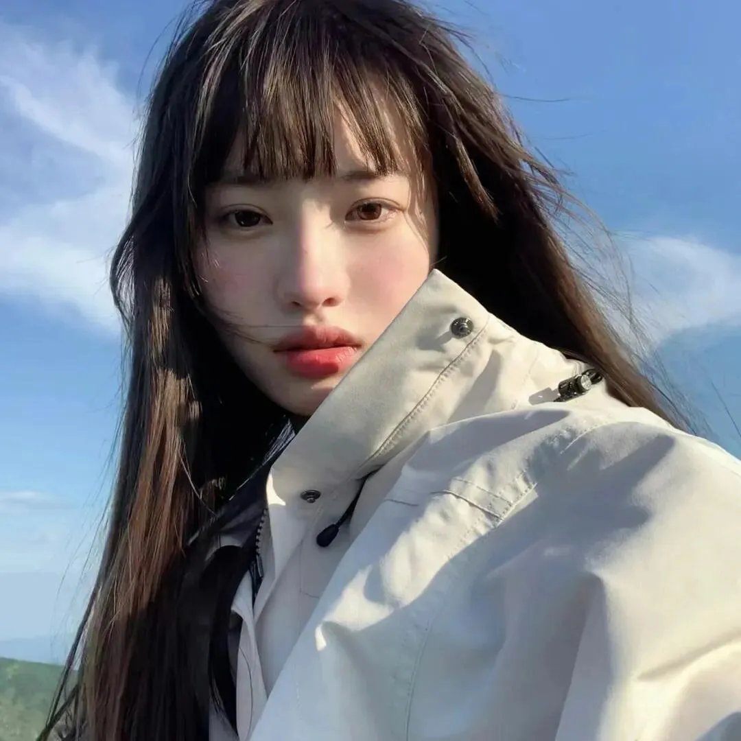 加油站的女孩